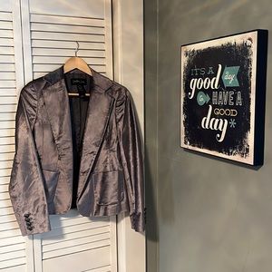 Silver velvet blazer NWOT great for holiday parties!
